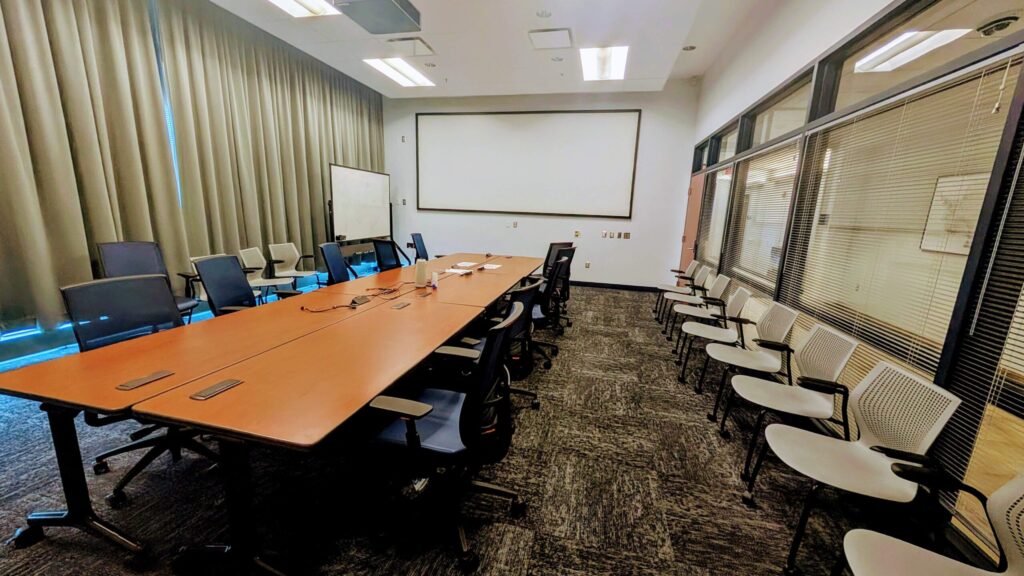 A picture of NCSA's conference room 3000