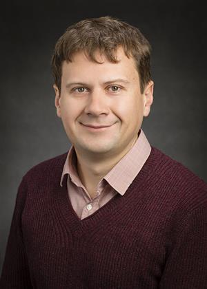 Aleksei Aksimentiev headshot.